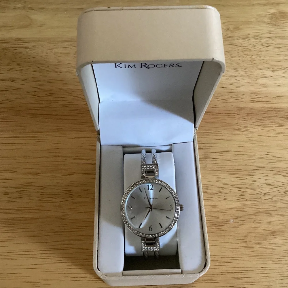Kim Rogers Silver-tone Bangle Bracelet Band Women’s Watch New in Box